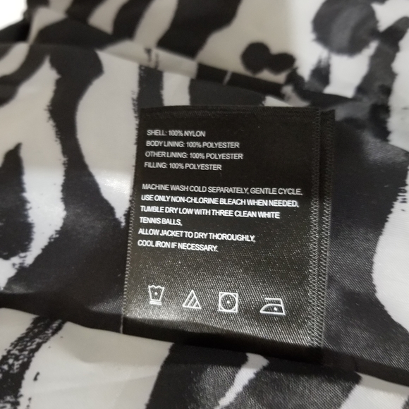 LAUNDRY Quilted Medium Weight Black Hooded Jacket - Picture 10 of 12